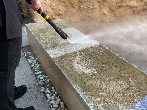 Why Choose Our Certified Pressure Washing Experts for Your Project Needs in New London, TX?